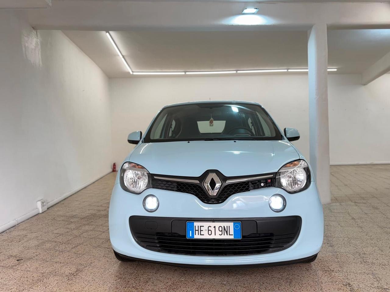 Renault Twingo 1.0cc benzina - Neopatentati