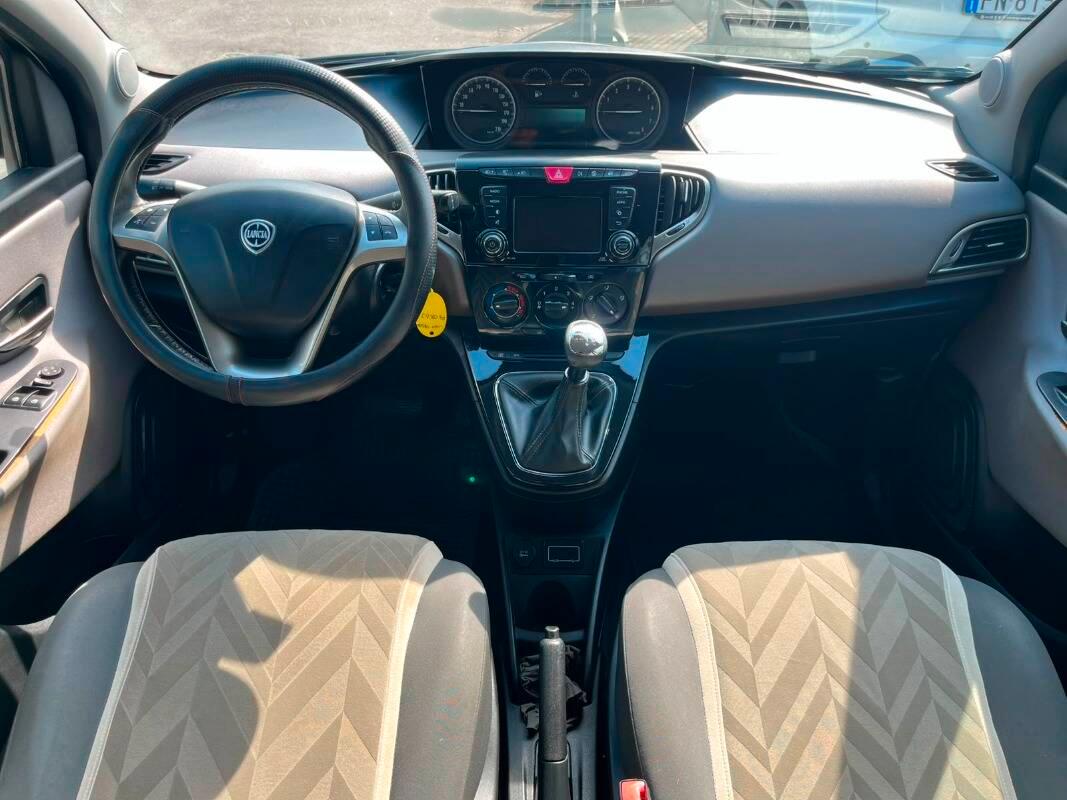 Lancia Ypsilon 0.9 t.air Silver s&s 85cv dfn