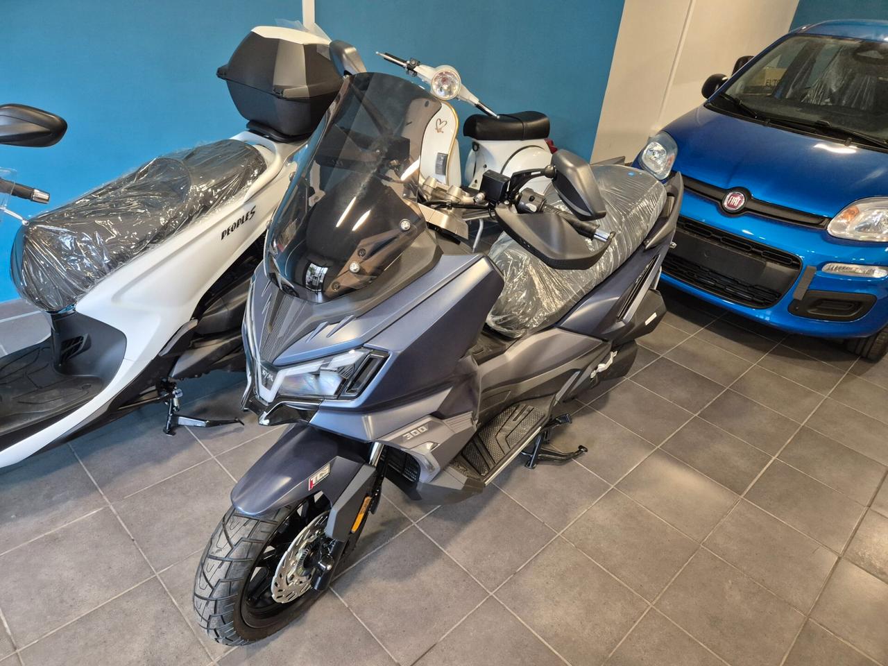 Sym ADX 300