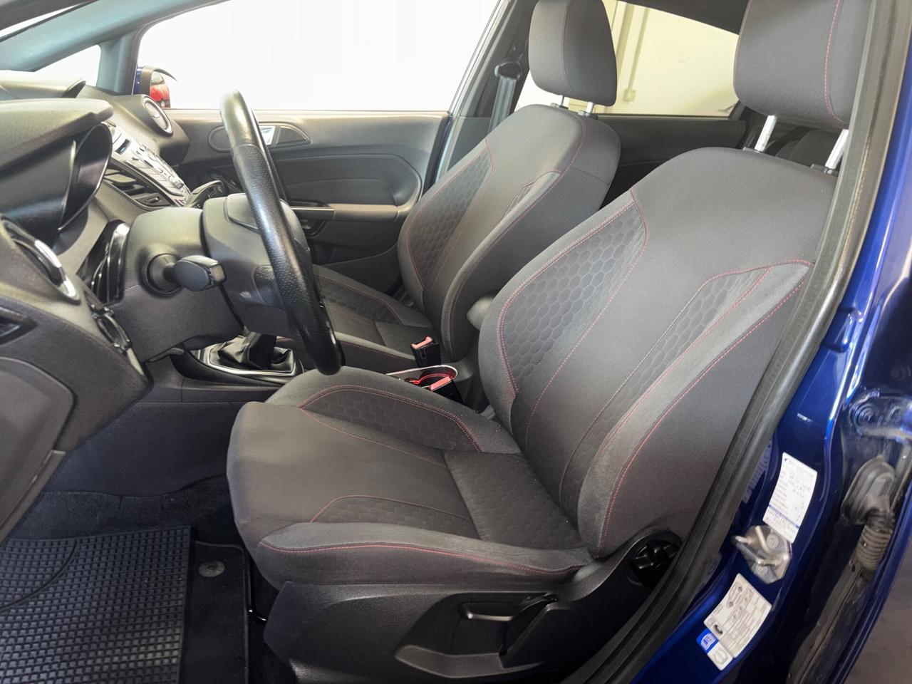 Ford Fiesta 1.0 BENZINA ST-Line