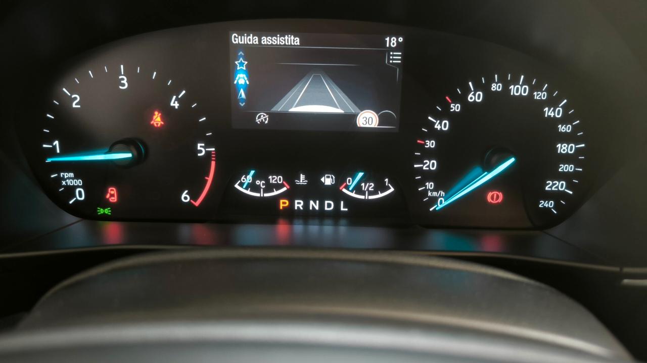 Ford Focus 1.5 120 CV copilot km 36000