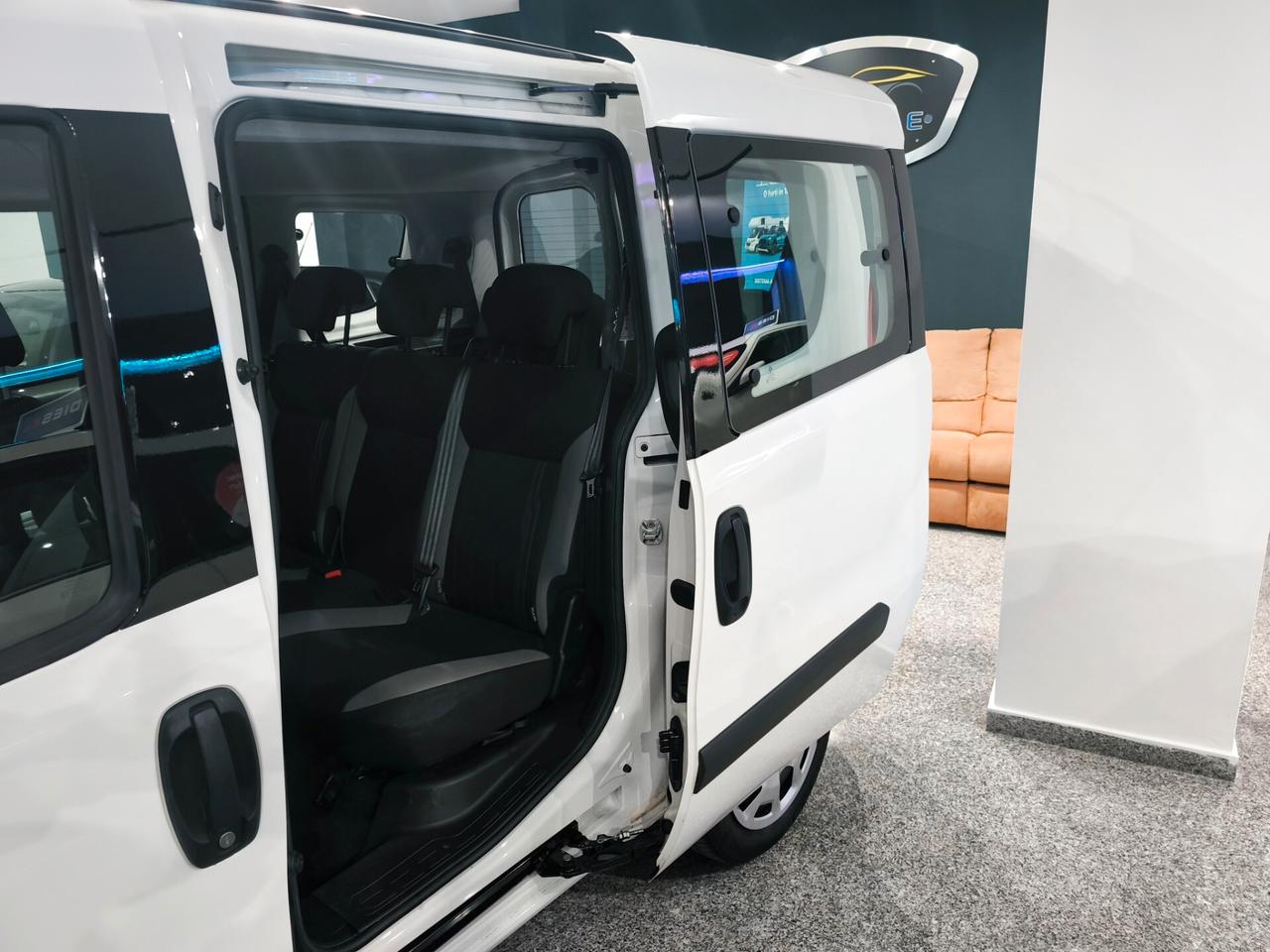 Fiat Doblò 1.6 MJT 120cv S&S Lounge 7 Posti 2019