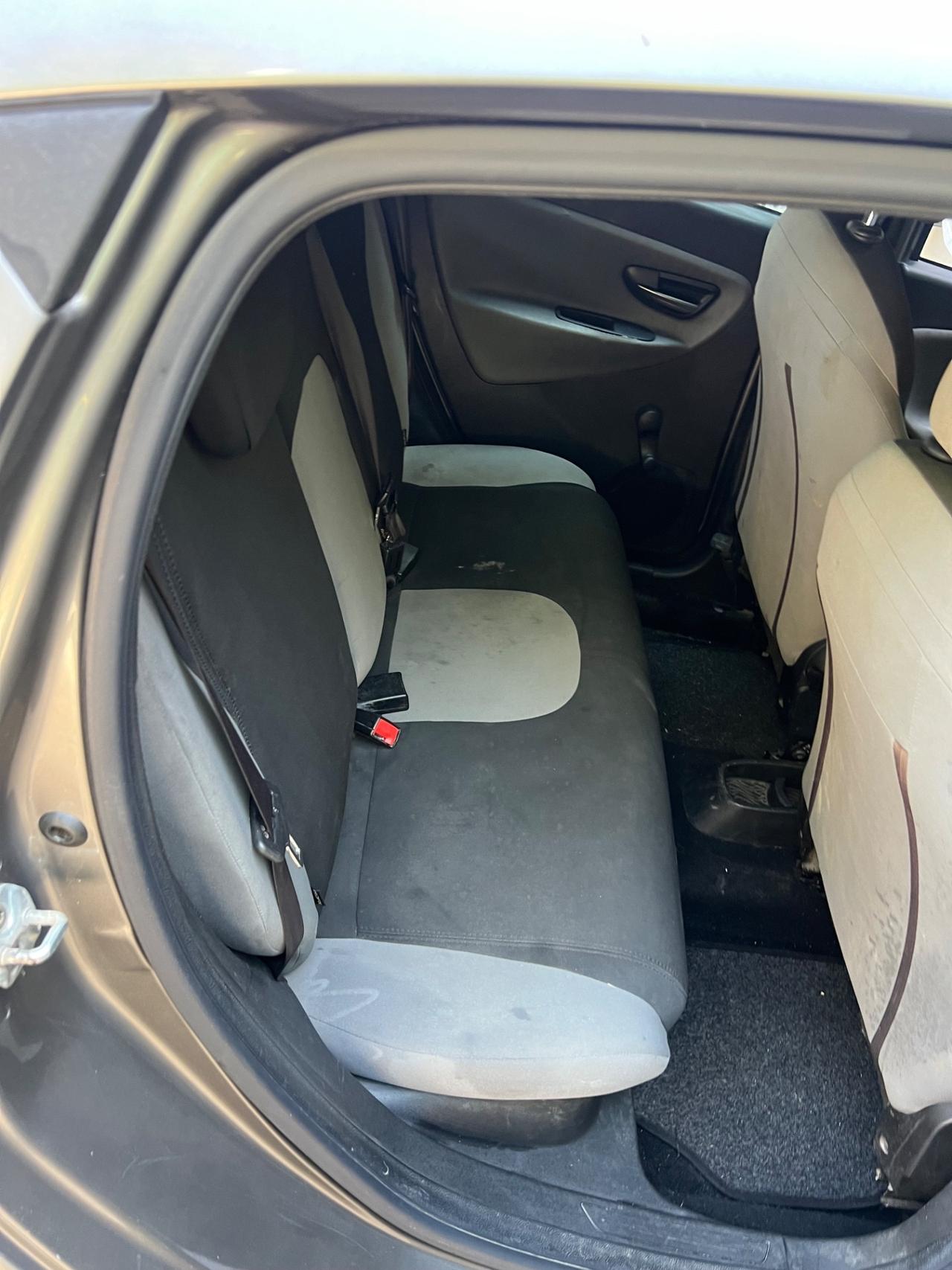 Lancia Ypsilon 1.2 5 porte GPL Ecochic Gold 2014