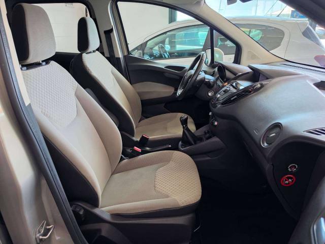 Ford Tourneo Courier 1.6 TDCI 95 CV TITANIUM