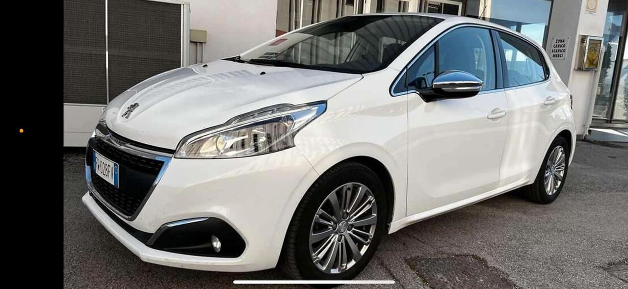 Peugeot 208 PureTech 82 Stop&Start 5 porte Allure