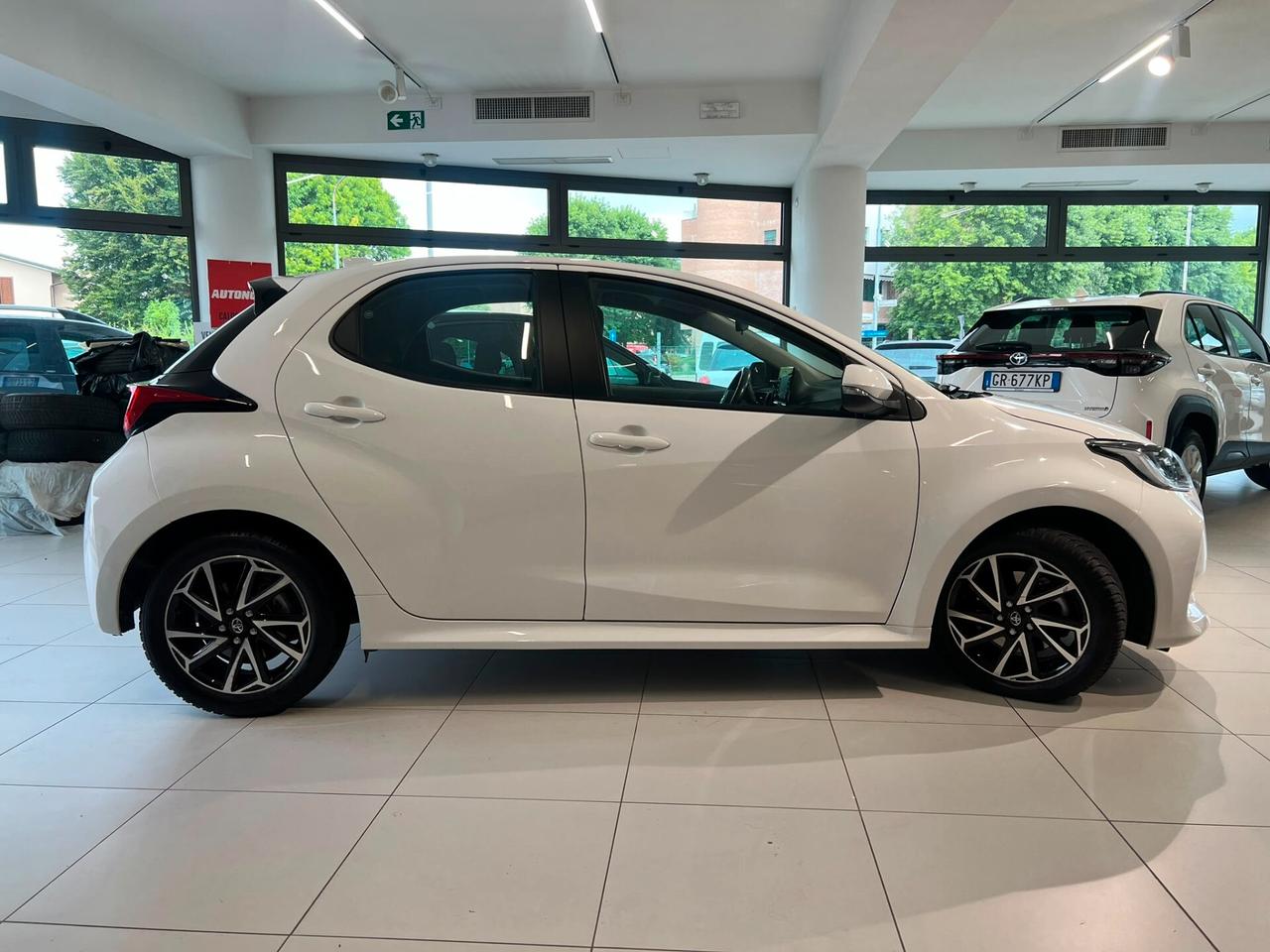 Toyota Yaris 1.5 Hybrid 5 porte Trend