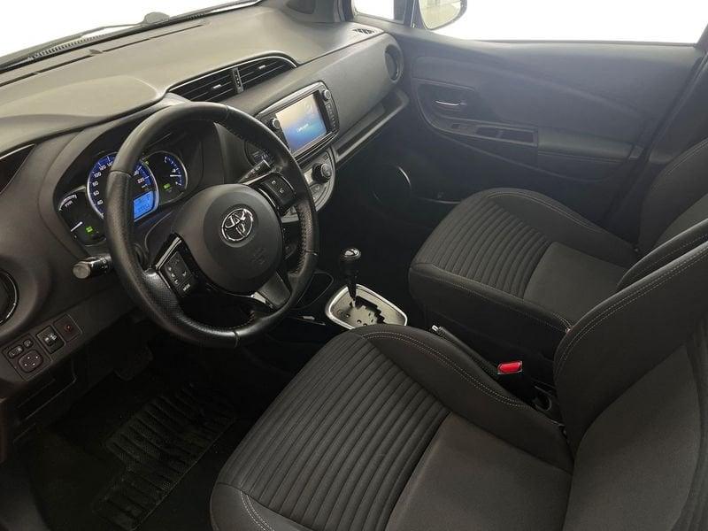 Toyota Yaris 1.5 Hybrid 5 porte Trend "Red Edition"