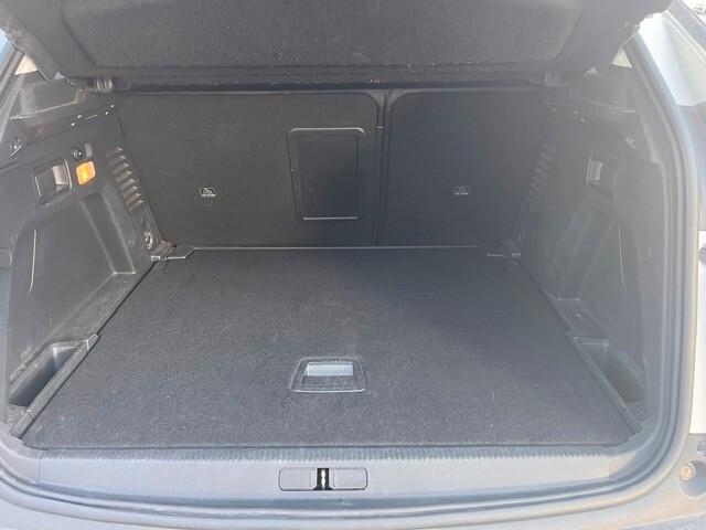 Peugeot 3008 BlueHDi 130 S&S EAT8 Active