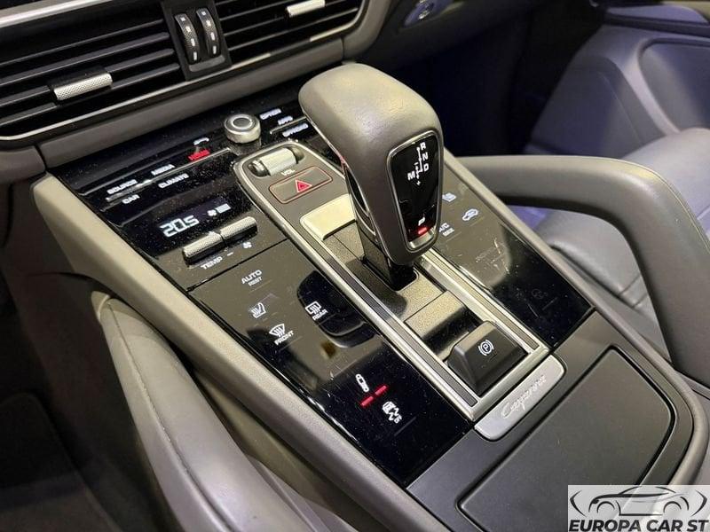Porsche Cayenne Coupè 3.0 V6 Platinum Edition