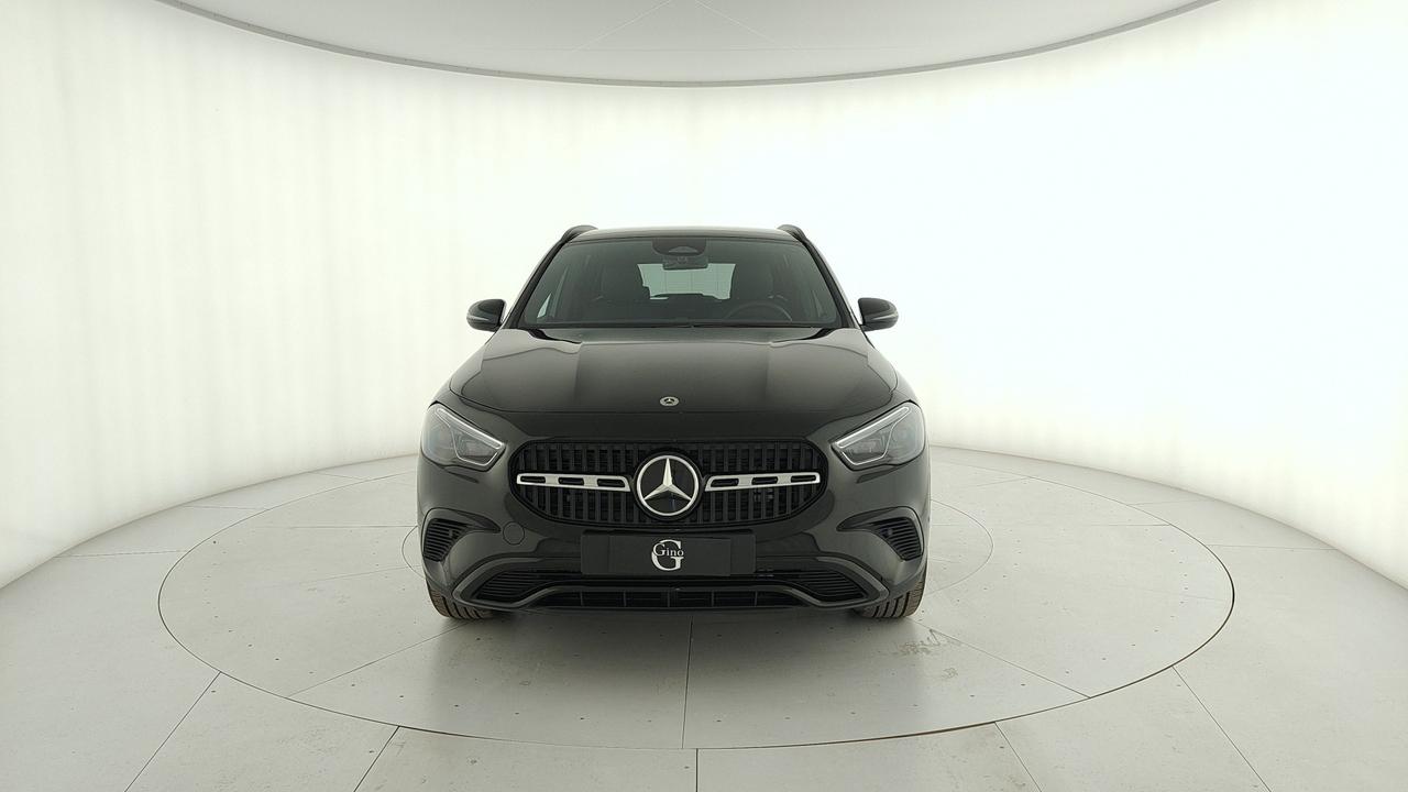 Mercedes-Benz GLA 200 d automatic