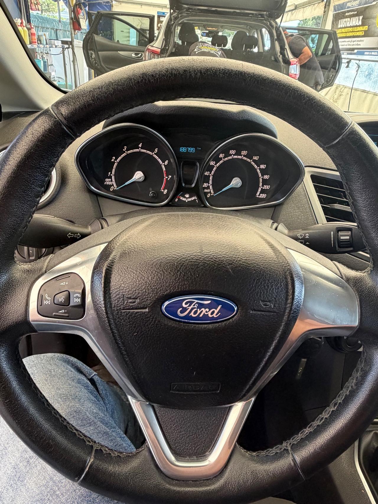 Ford Fiesta 1.4 5 porte Bz.- GPL Business
