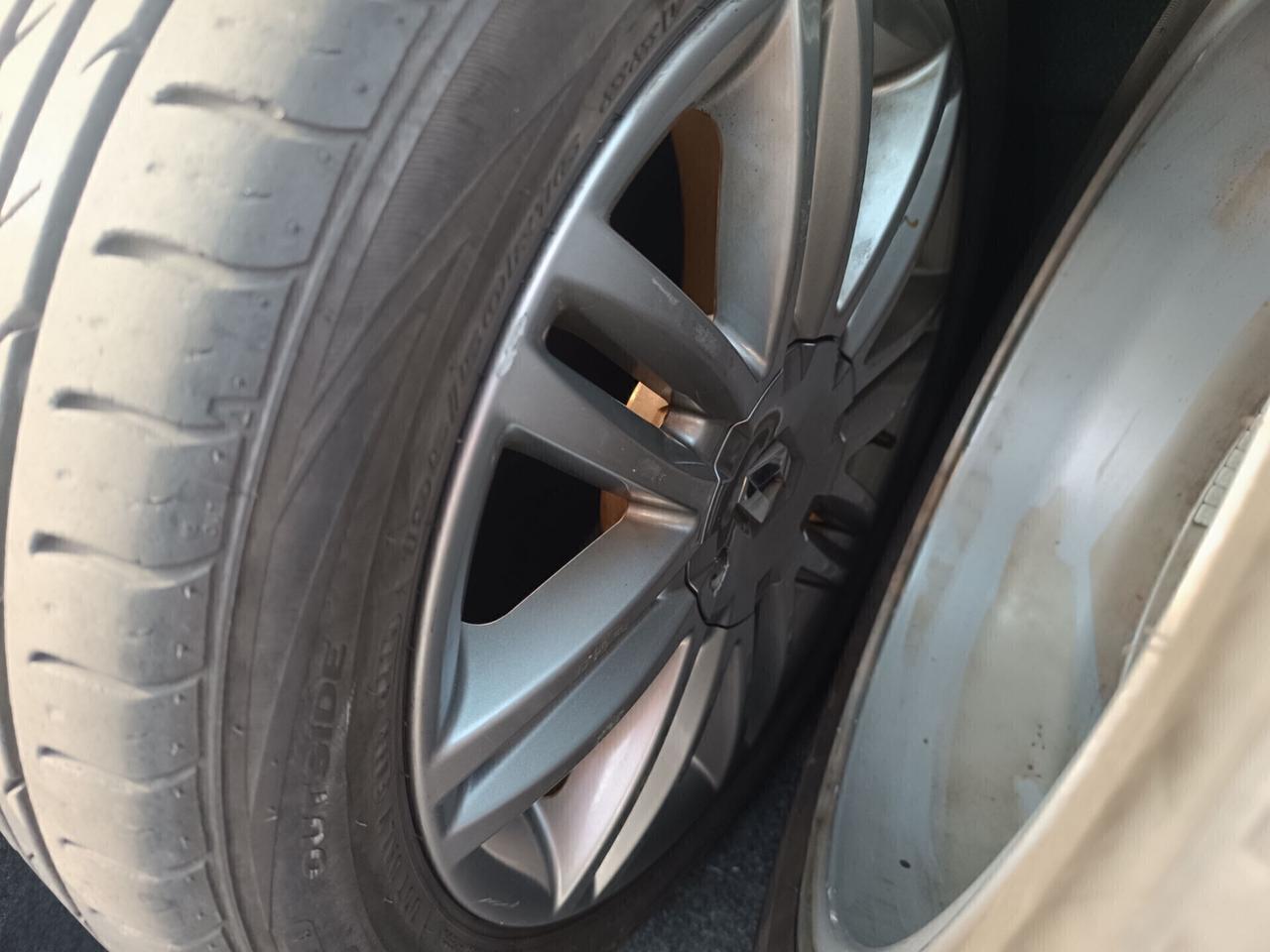 Renault Clio SW 1.2 TCE 100CV 2 TRENI CERCHI+GOMME