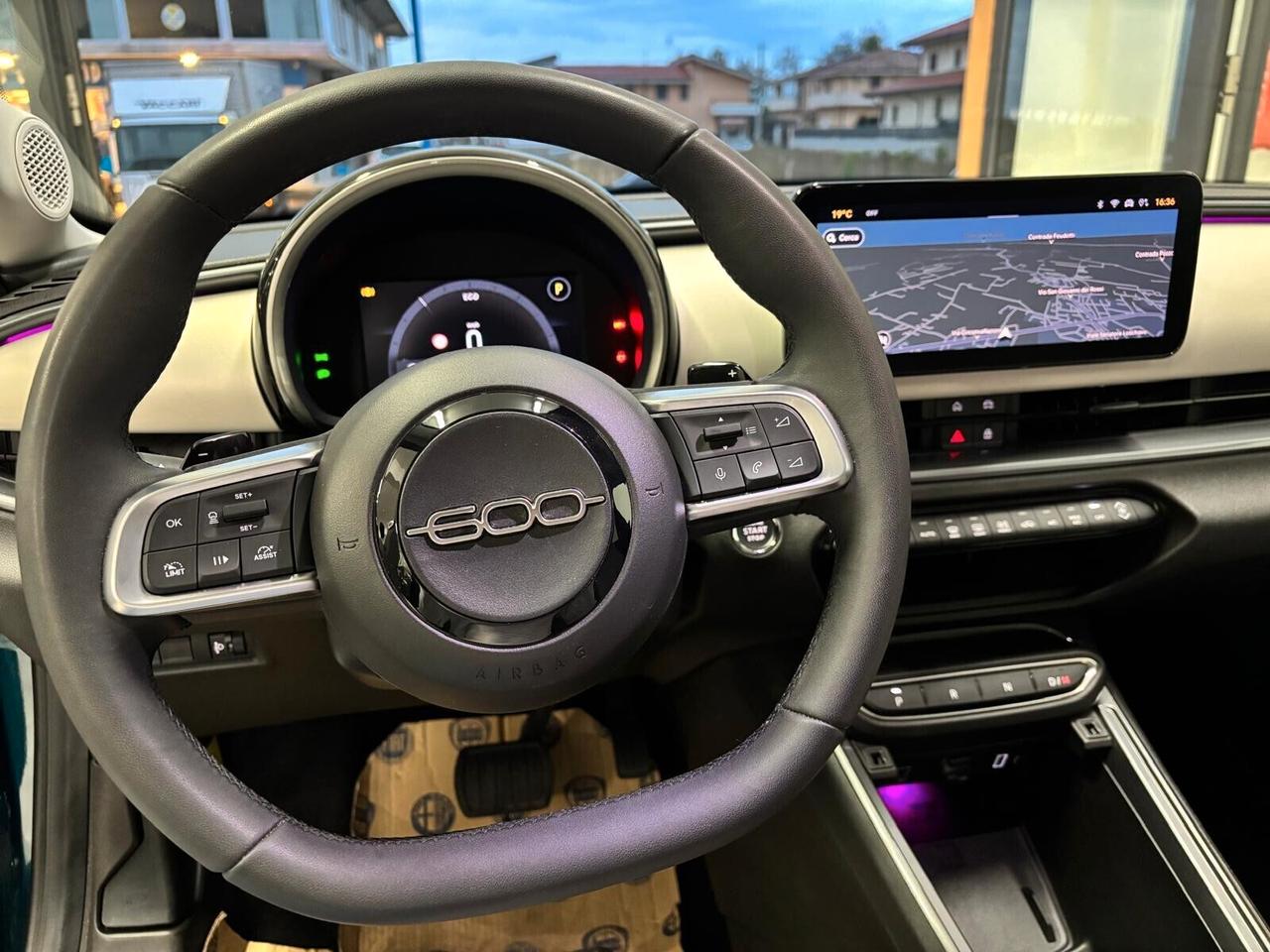 Fiat 600 Hybrid 110 CV DCT MHEV La Prima