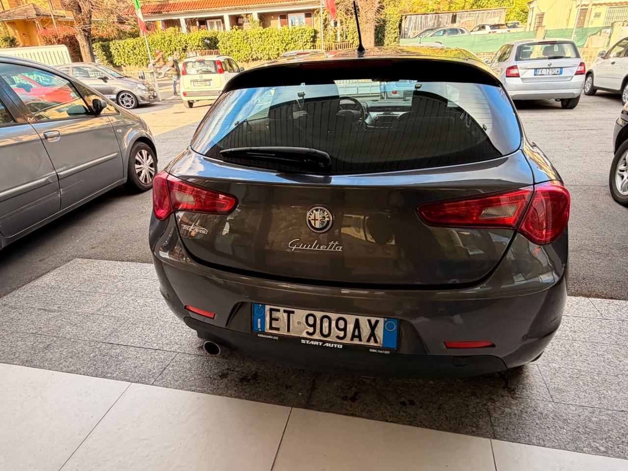 Alfa Romeo Giulietta 1.6 JTDm-2 105 CV Distinctive