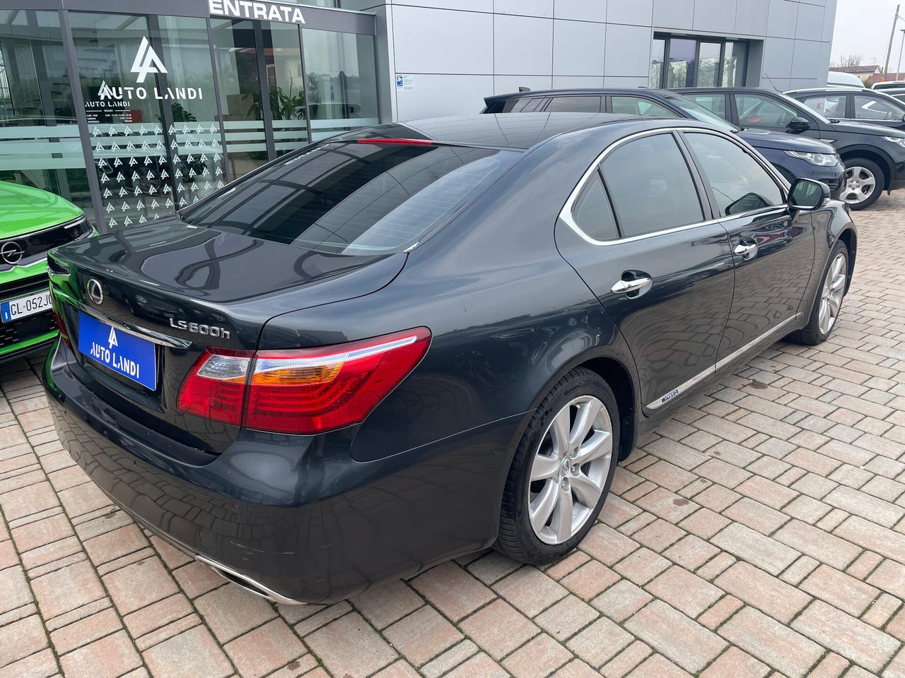 Lexus LS 600 600h L Luxury