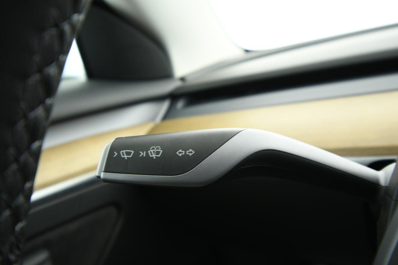 TESLA Model 3 Performance Dual Motor awd AUTOPILOT+CAMERA+ACC