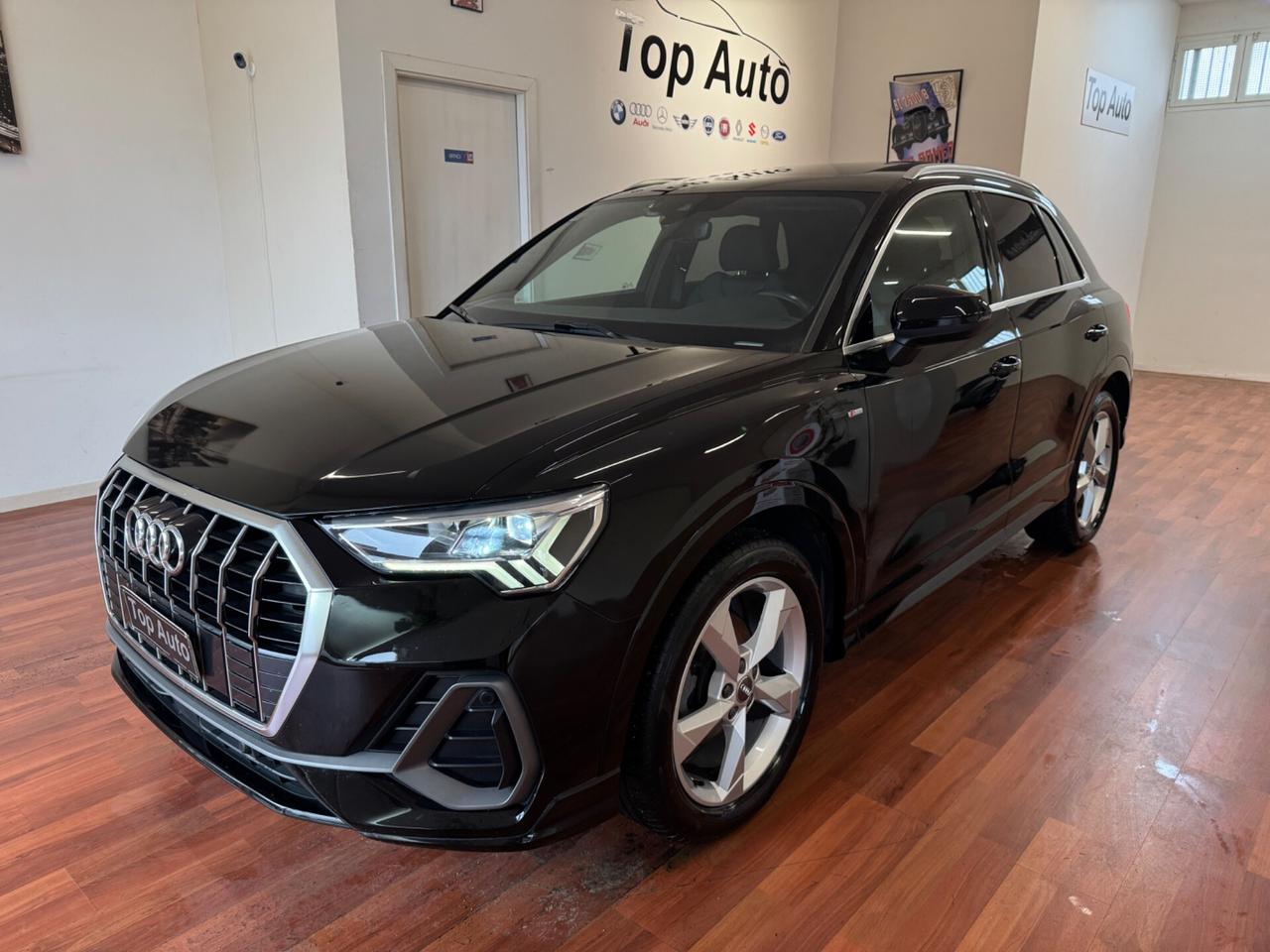 AUDI Q3 35 TDI S TRONIC S LINE EDITION / TETTO