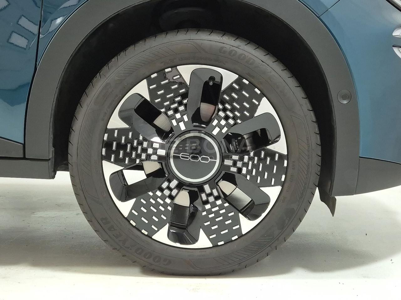 Fiat 600 1.2 hybrid la prima ii 110cv auto