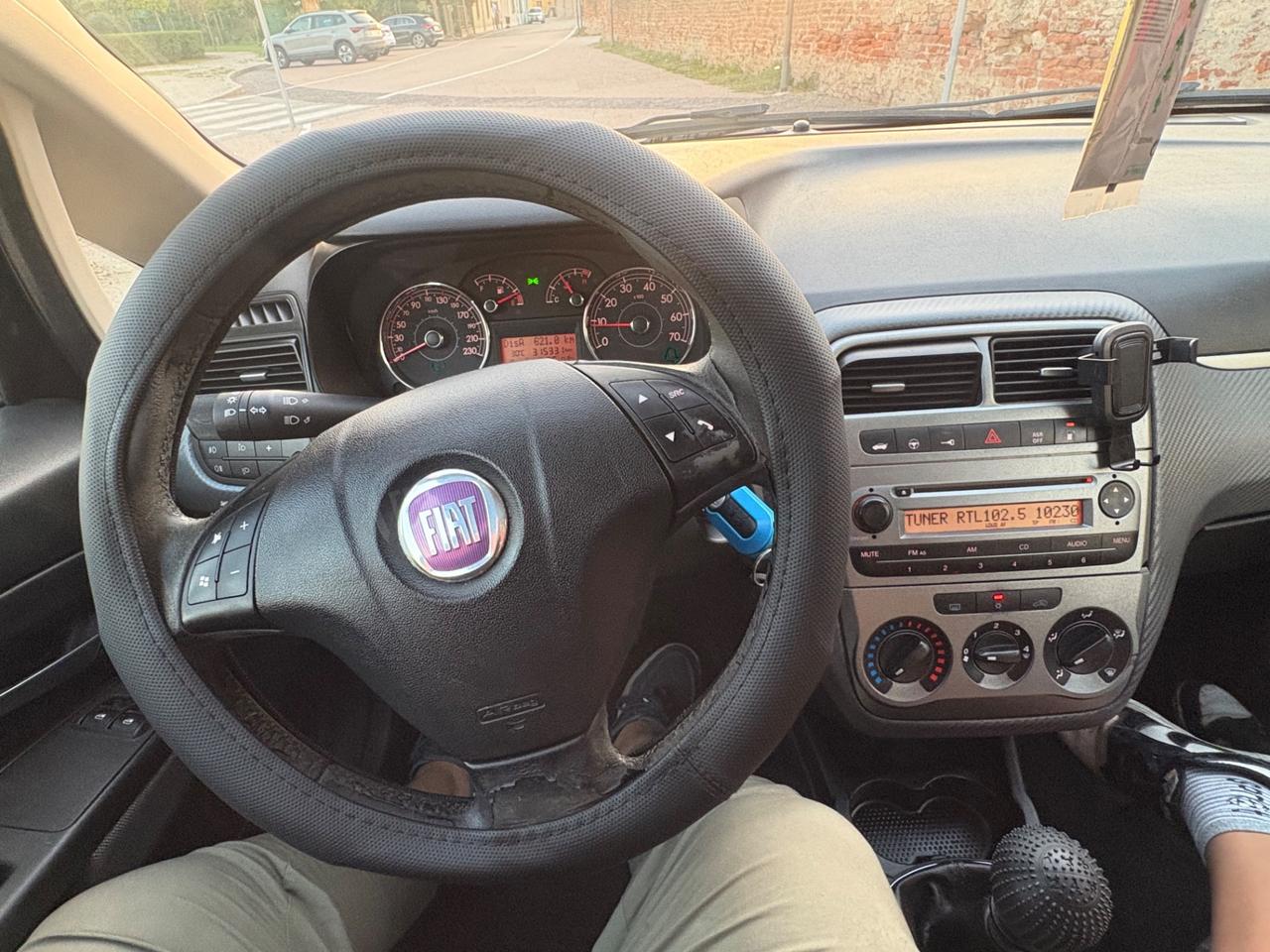Fiat G. Punto 1.4 benzina & metano ok neo patentati