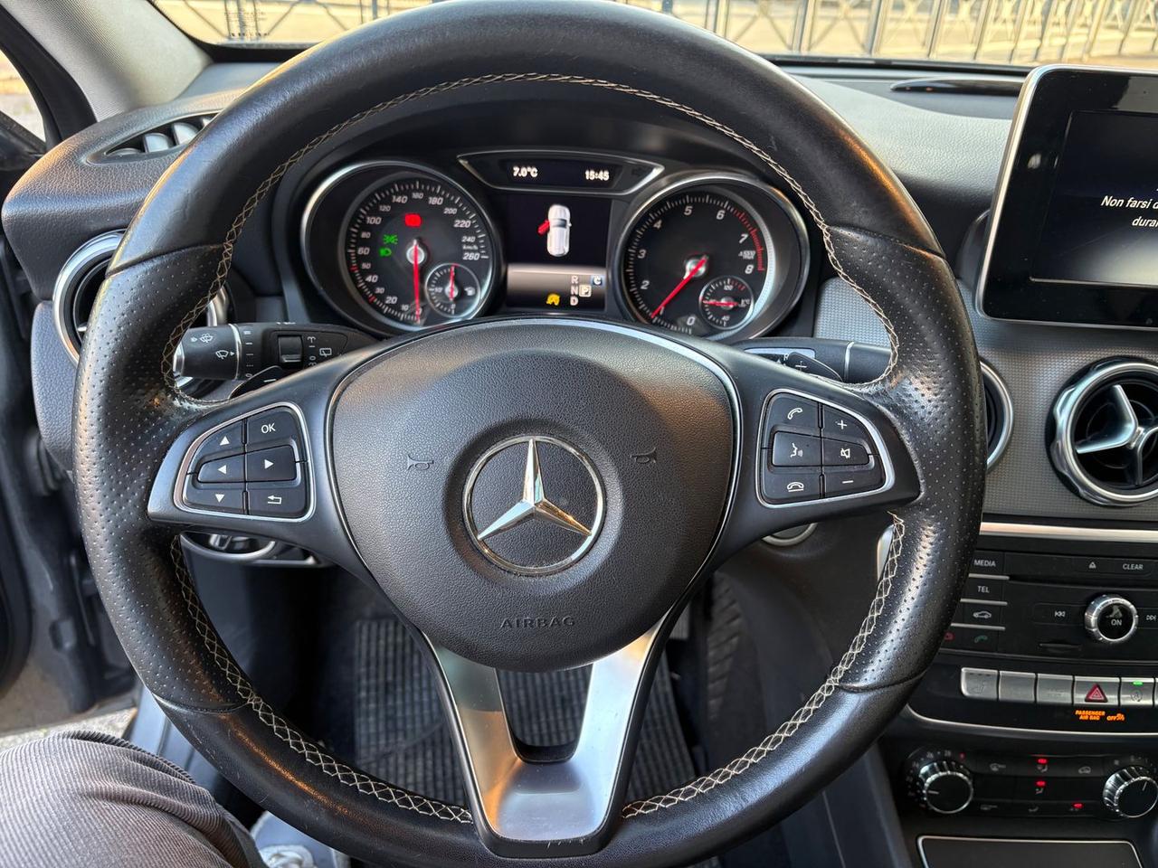 Mercedes-Benz GLA 180 CDI GLA- #8889