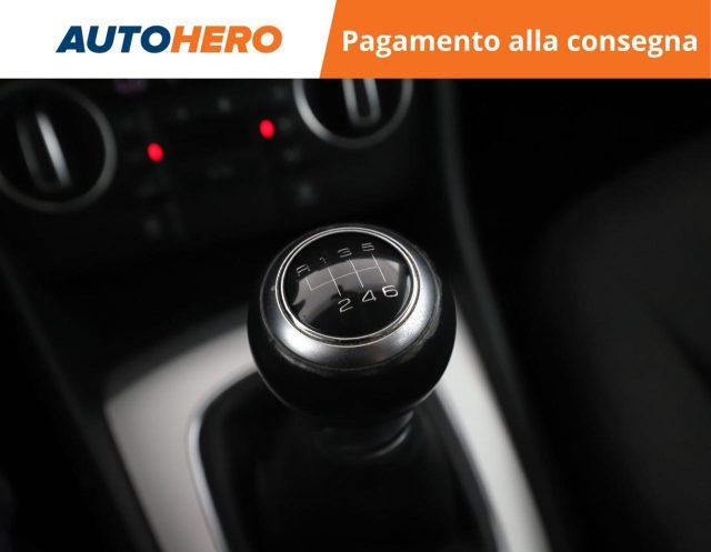AUDI Q3 2.0 TDI 120 CV Business