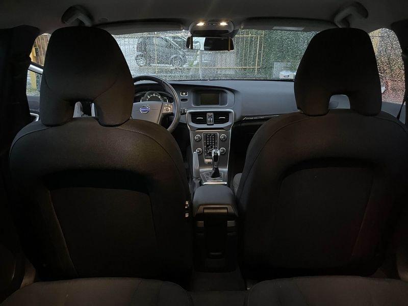 Volvo V40 Cross Country V40 Cross Country D2 Powershift Momentum