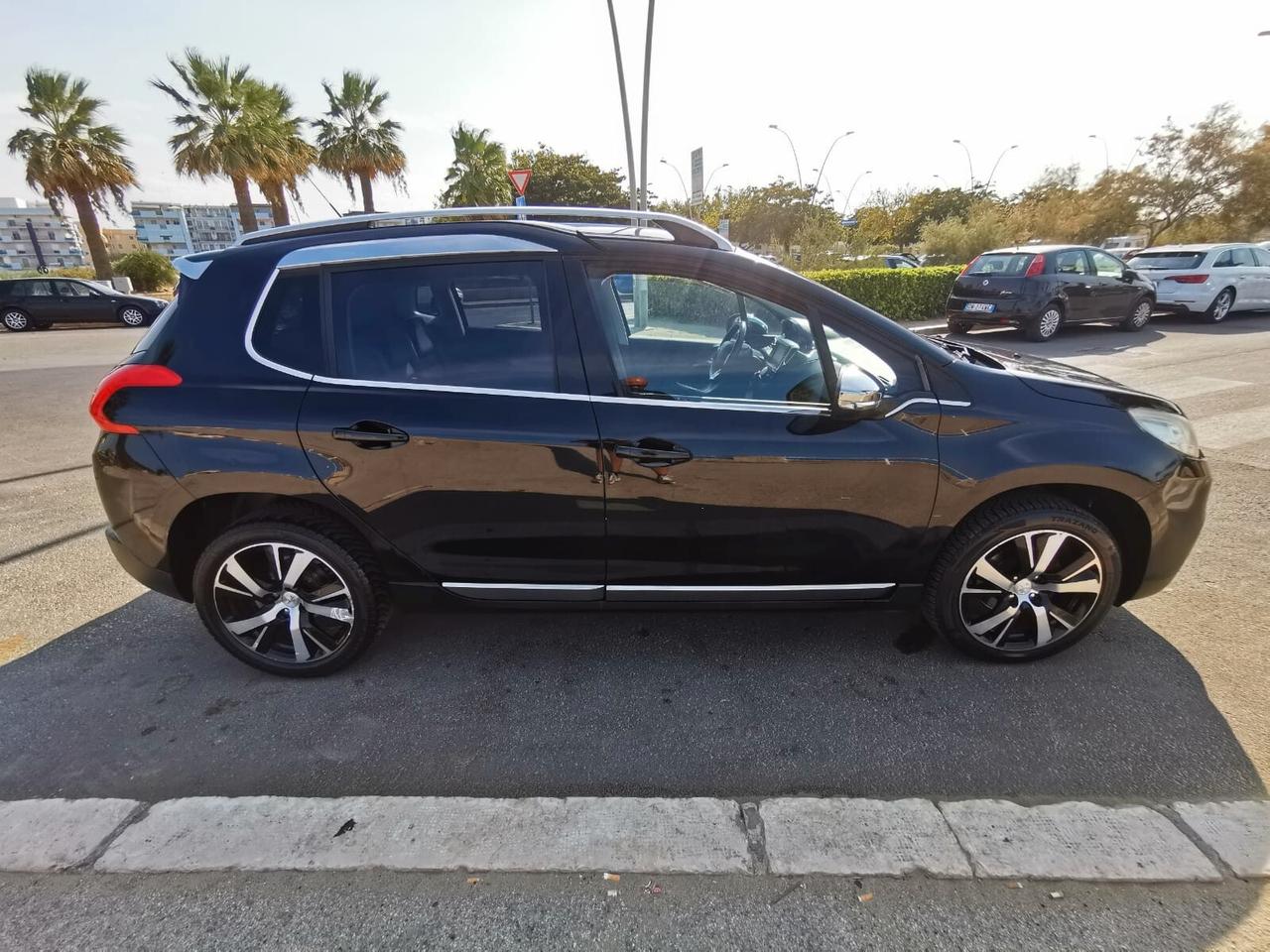 Peugeot 2008 1.6 E-HDI 92CV S&S URBAN CROSS 2015