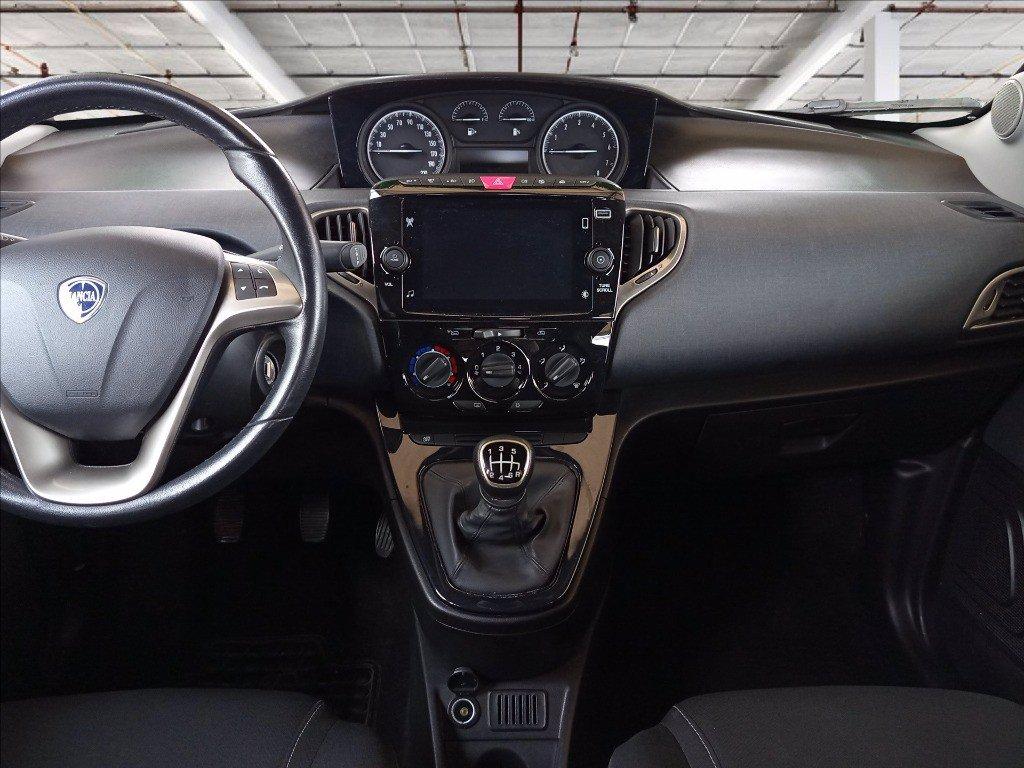 LANCIA Ypsilon 1.0 firefly hybrid Gold s&s 70cv 5p.ti del 2023