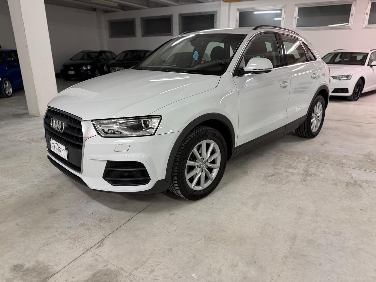 Audi Q3 2.0 TDI 150 CV Business