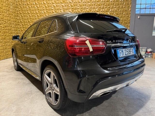 Mercedes-benz GLA 200 d Automatic Premium