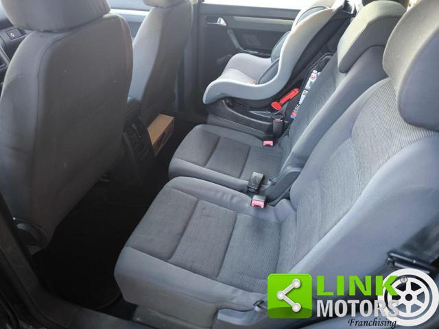 VOLKSWAGEN Touran 1.6 Trendline 7 POSTI