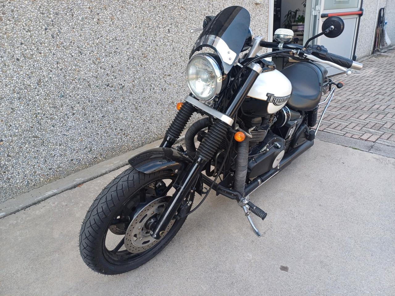 Triumph SpeedMaster preparazione Mr.Martini
