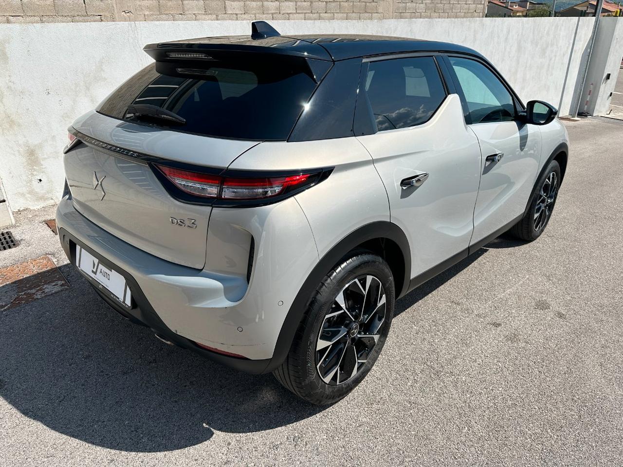 DS DS3 1.5 bluehdi Etoile 130cv auto