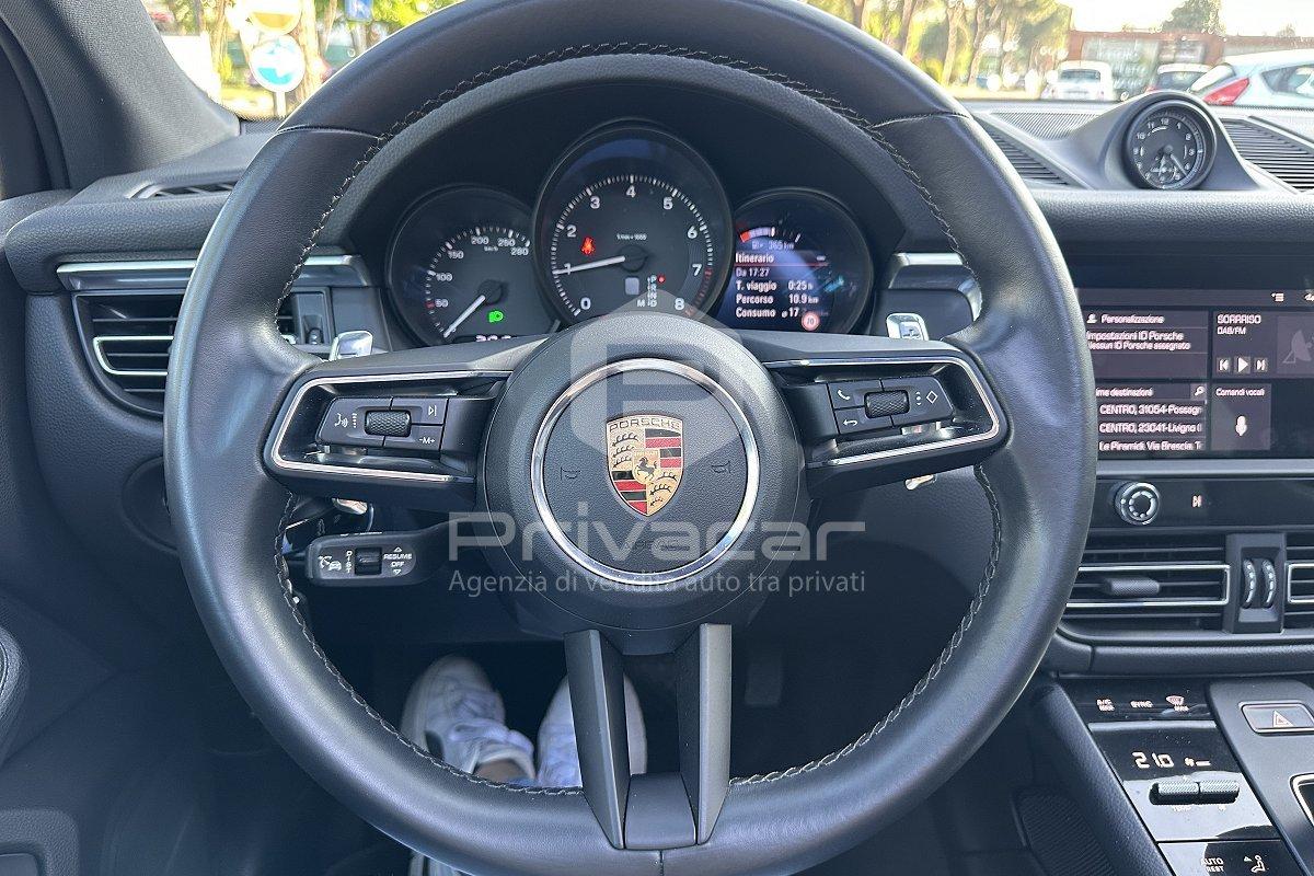 PORSCHE Macan 2.0