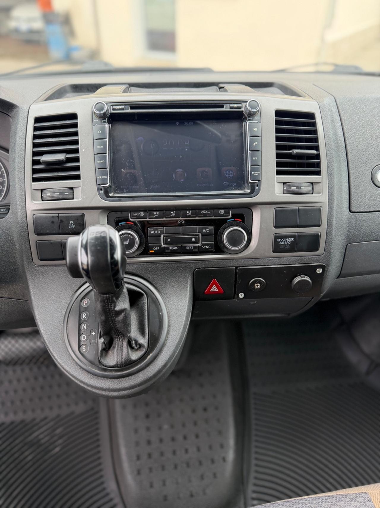 Volkswagen Transporter Caravelle 2.0 BiTDI 180CV DSG 4 Motion PL 9 Posti