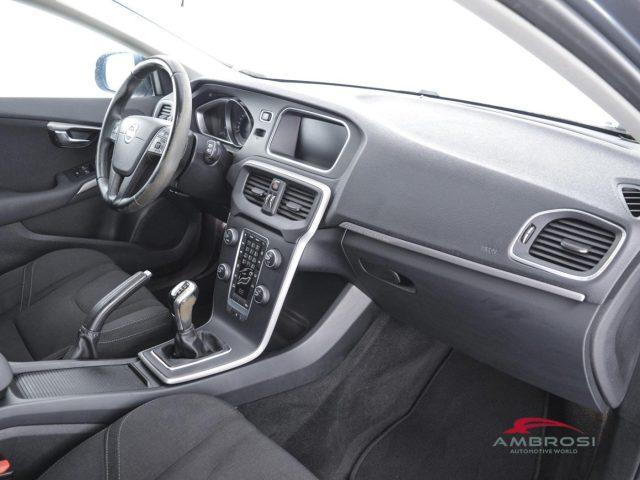 VOLVO V40 Cross Country D2 1.6 Kinetic