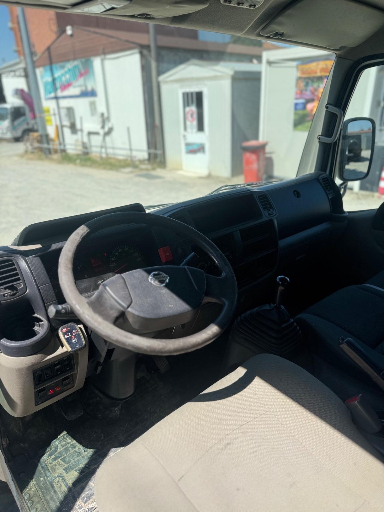NISSAN CABSTAR NT400 GRU\\\\RIBALTABILE TRILA\\\\PREZZO + IVA