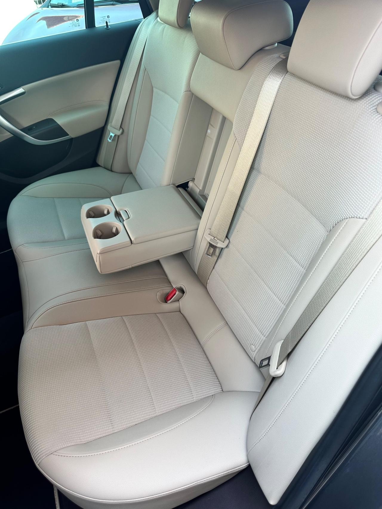 Opel Insignia 1.6 Turbo 180CV Sports Tourer Cosmo
