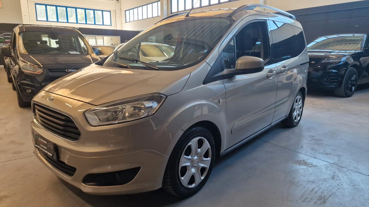 Ford Tourneo Courier 1.0 EcoBoost 100 CV Titanium