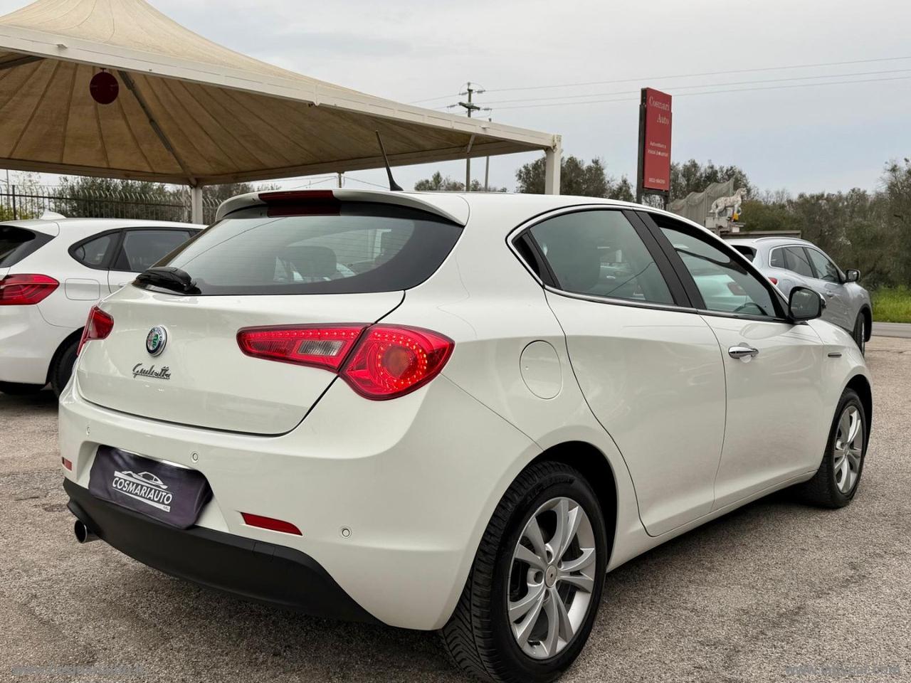 ALFA ROMEO Giulietta 1.6 JTDm-2 105 CV Distinctive