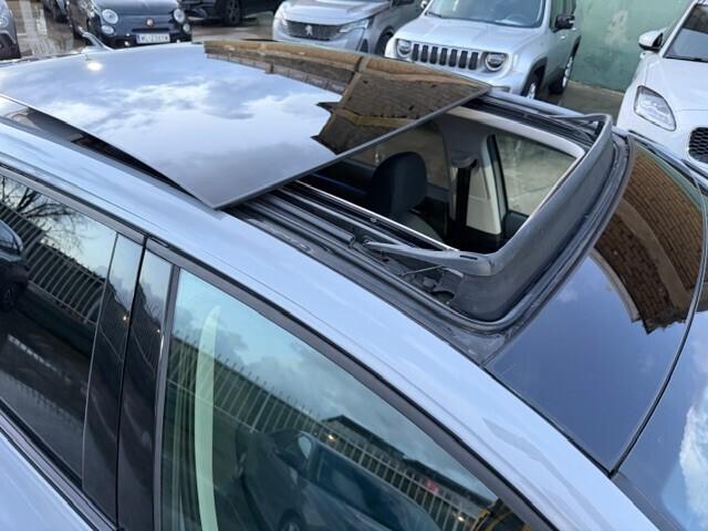 Volkswagen Golf 2.0 TDI 150 CV DSG R-Line