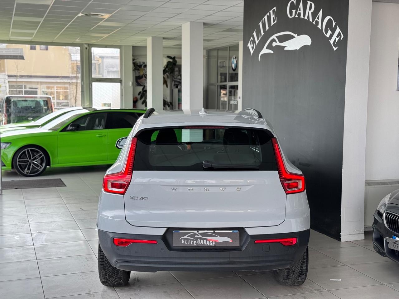 Volvo XC40 T3 Momentum Virtual Led Cruise