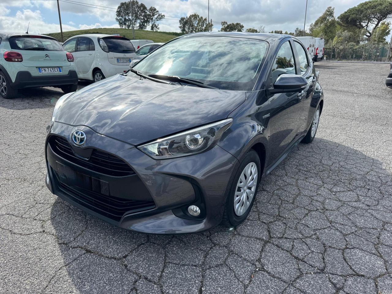Toyota Yaris 1.5h Business