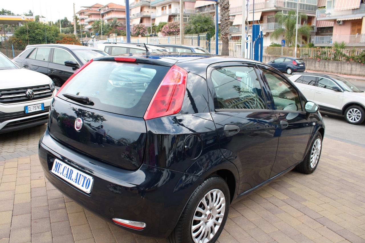 Fiat Punto 1.3 MJT II S&S 95 CV 5 porte Street