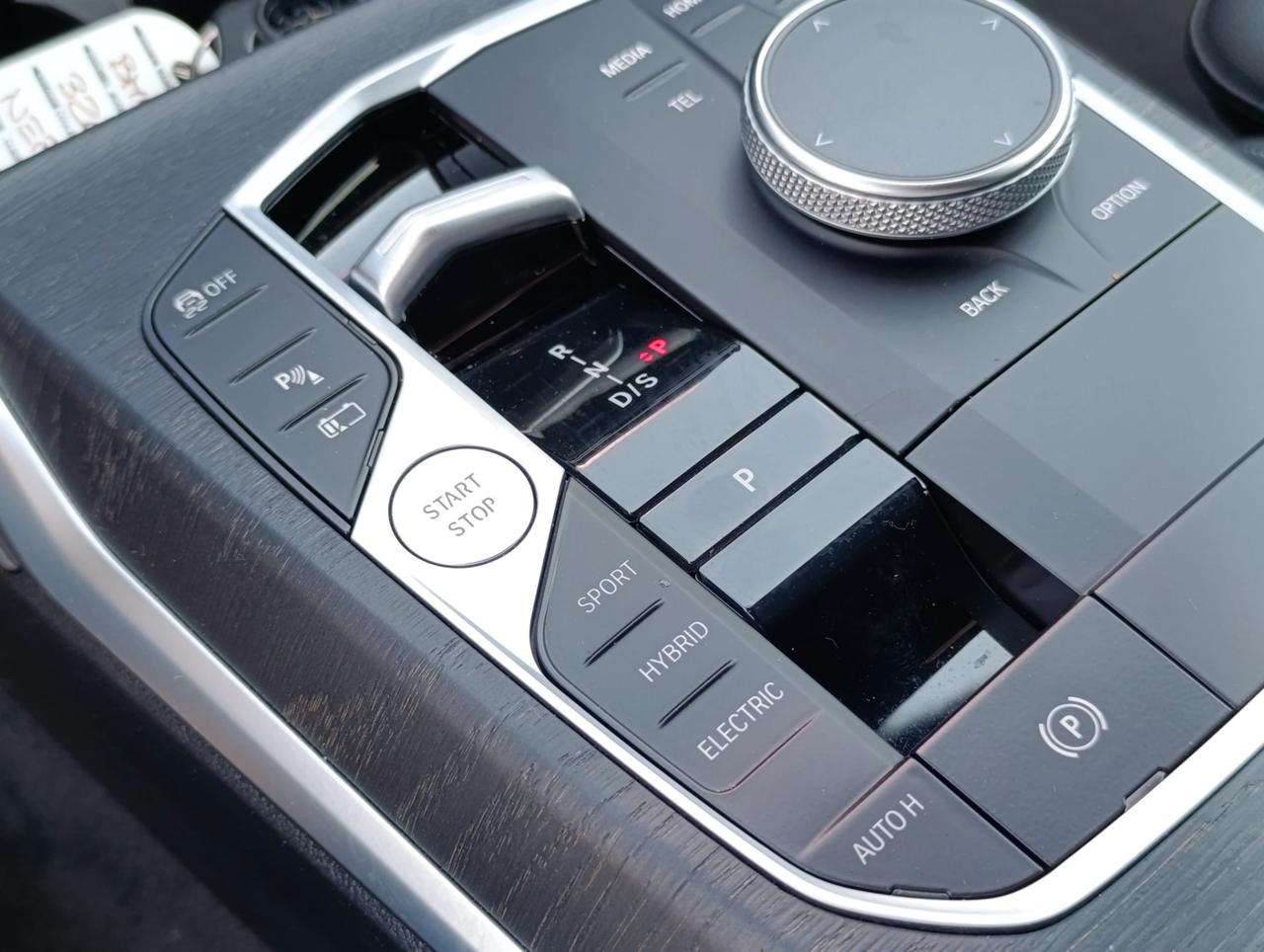 BMW 330 e Touring auto
