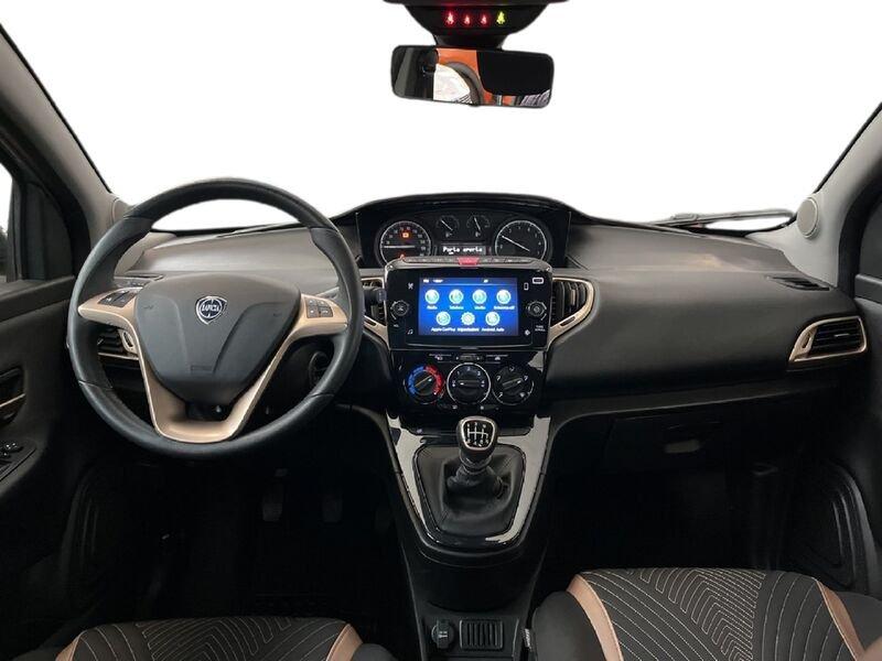 Lancia Ypsilon III 2021 1.0 firefly hybrid Gold s&s 70cv