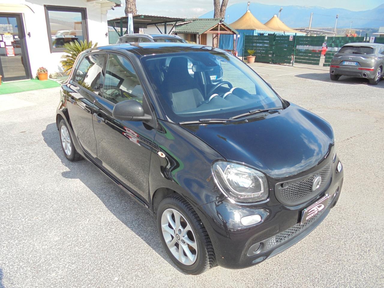 Smart ForFour 70 1.0 Youngster