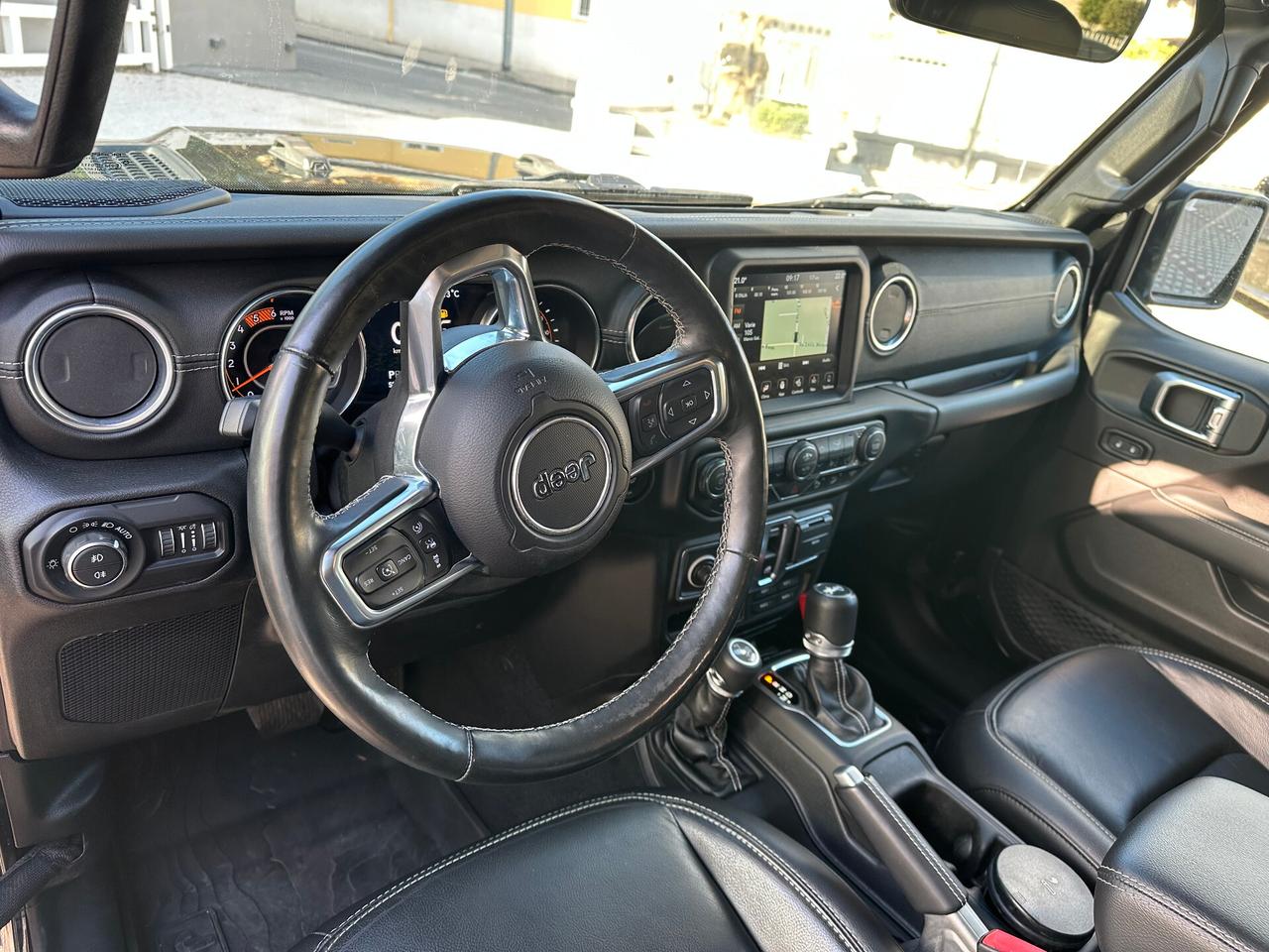 Jeep Wrangler SAHARA