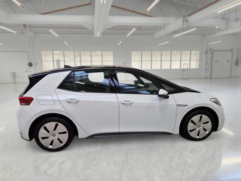 VOLKSWAGEN ID.3 PRO PERFORMANCE 5 PORTE BERLINA