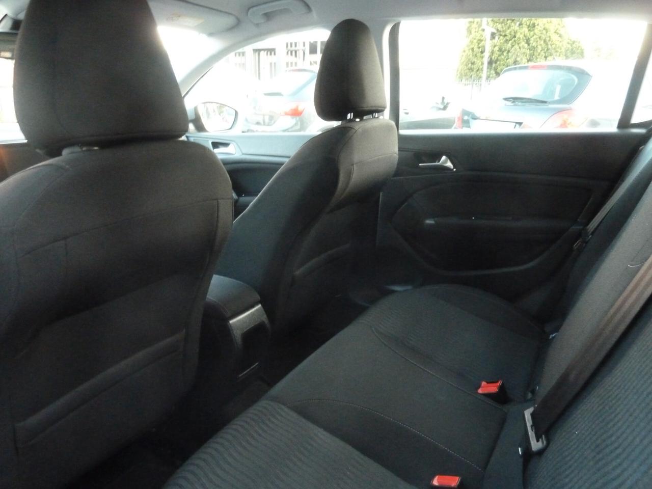 Peugeot 308 1.6 HDi 92 CV Active